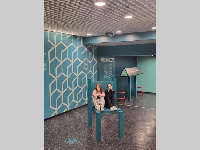 657422939_1554791806649711_